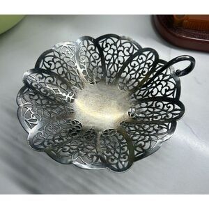 Vintage International Silver Lovelace Footed Handled Candy Dish